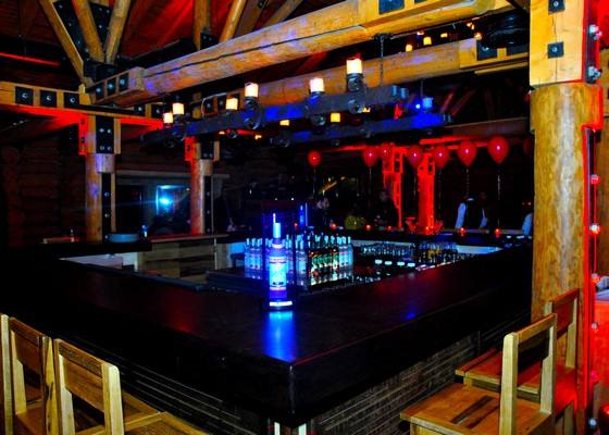 L apres Opening Christmas BASH